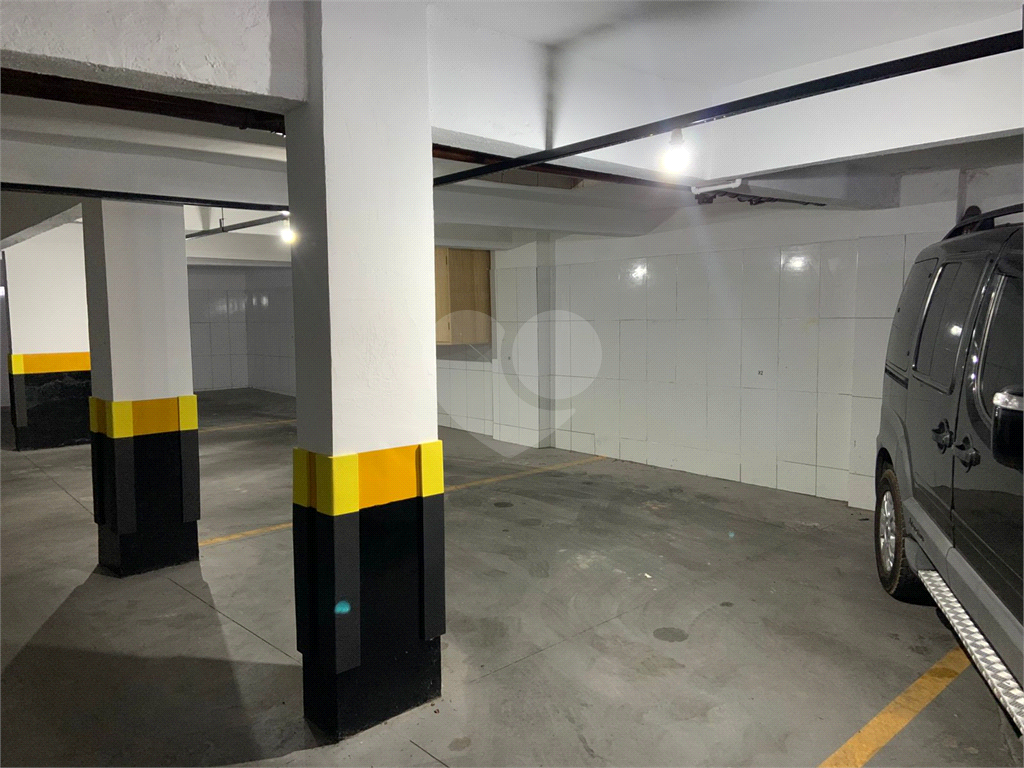 APARTAMENTO em PINHEIROS