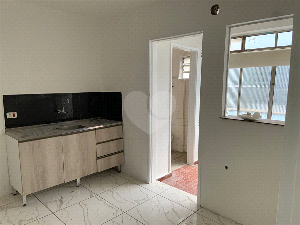 APARTAMENTO em PINHEIROS