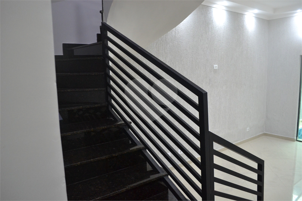 .Casa Alto Padrão à Venda no Jardim Líbano – 3 Suítes | Gourmet | Piscina