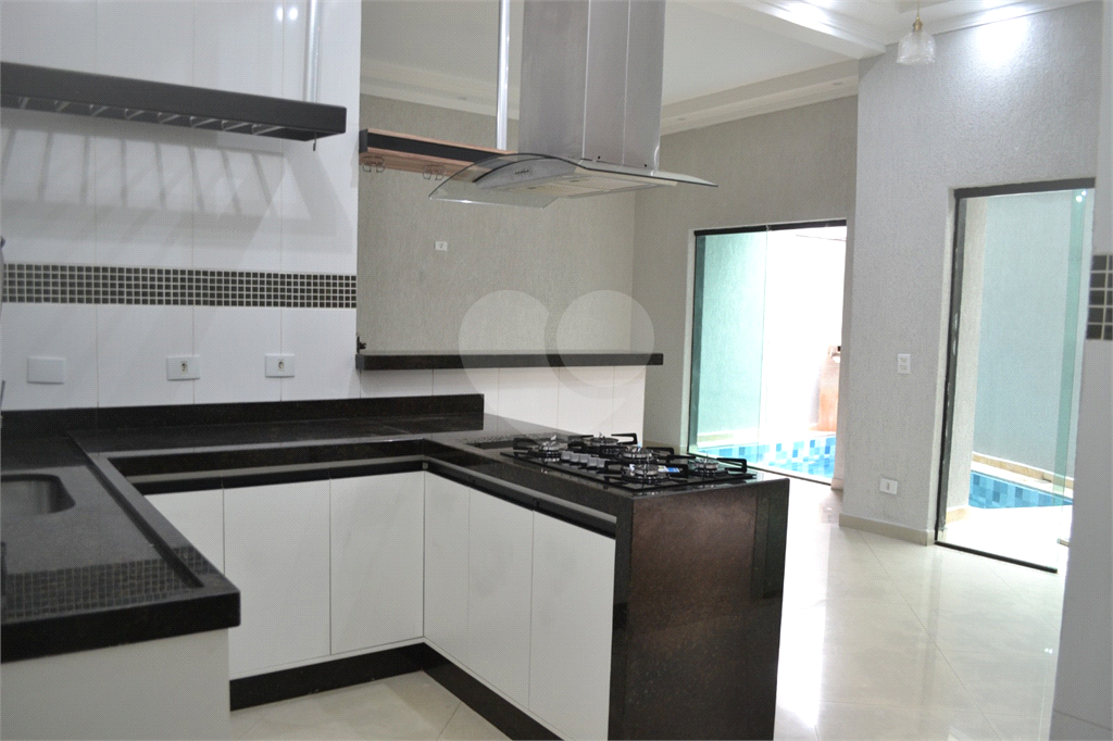 .Casa Alto Padrão à Venda no Jardim Líbano – 3 Suítes | Gourmet | Piscina