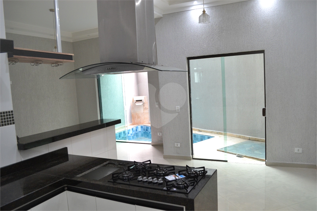 .Casa Alto Padrão à Venda no Jardim Líbano – 3 Suítes | Gourmet | Piscina