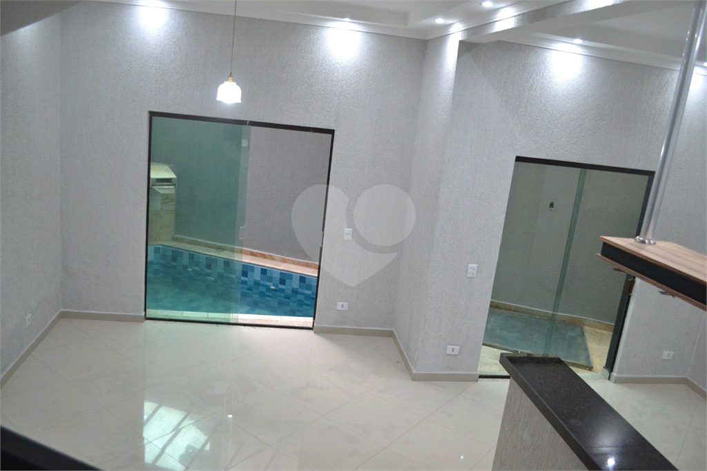 .Casa Alto Padrão à Venda no Jardim Líbano – 3 Suítes | Gourmet | Piscina