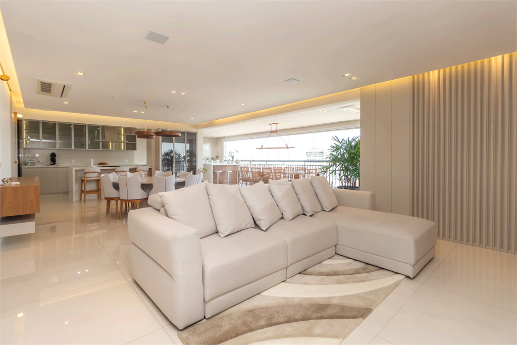 APARTAMENTO REFORMADO E MOBILIADO COM  3 SUÍTES E 4 VAGAS À VENDA NA VILA MARIANA VENDER