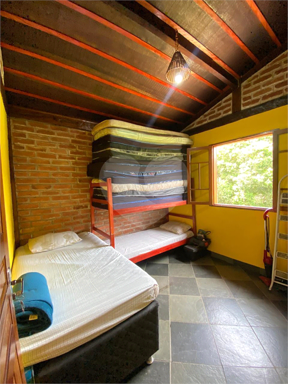 Chácara 3 Dormitórios, Suítes, Vagas. Mato Dentro Mairiporã