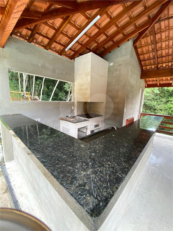 Chácara 3 Dormitórios, Suítes, Vagas. Mato Dentro Mairiporã