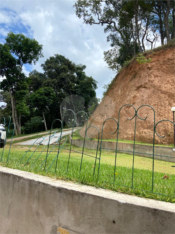 Chácara 3 Dormitórios, Suítes, Vagas. Mato Dentro Mairiporã