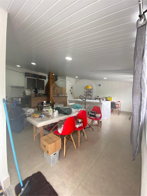 Casa com 4 Dormitórios, Vagas. Vila Matilde