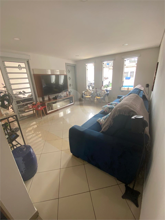 Casa com 4 Dormitórios, Vagas. Vila Matilde