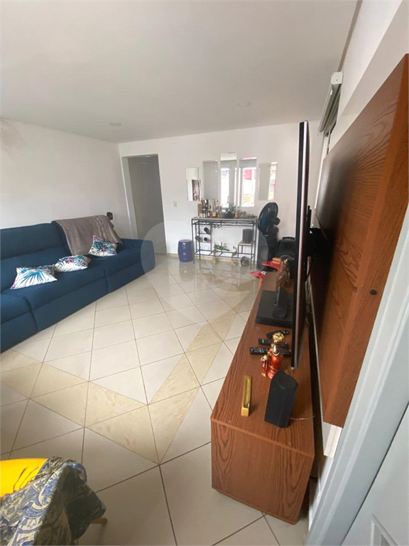 Casa com 4 Dormitórios, Vagas. Vila Matilde