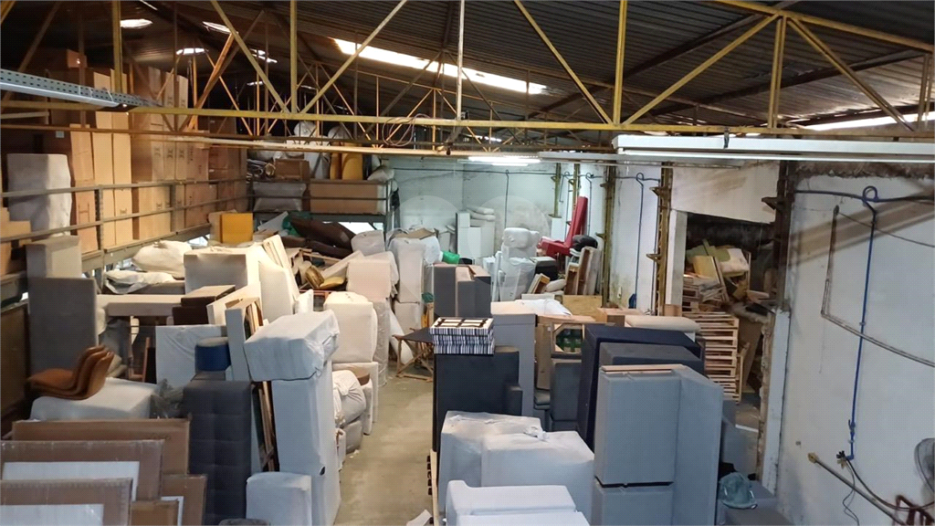 PRÉDIO INTEIRO em PENHA