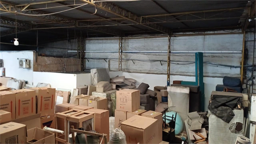 PRÉDIO INTEIRO em PENHA