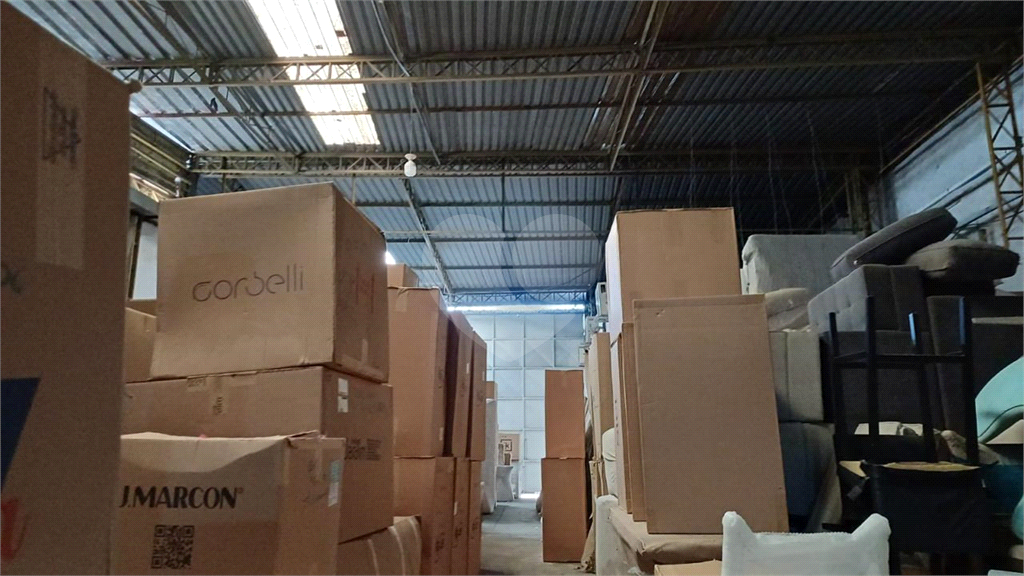 PRÉDIO INTEIRO em PENHA