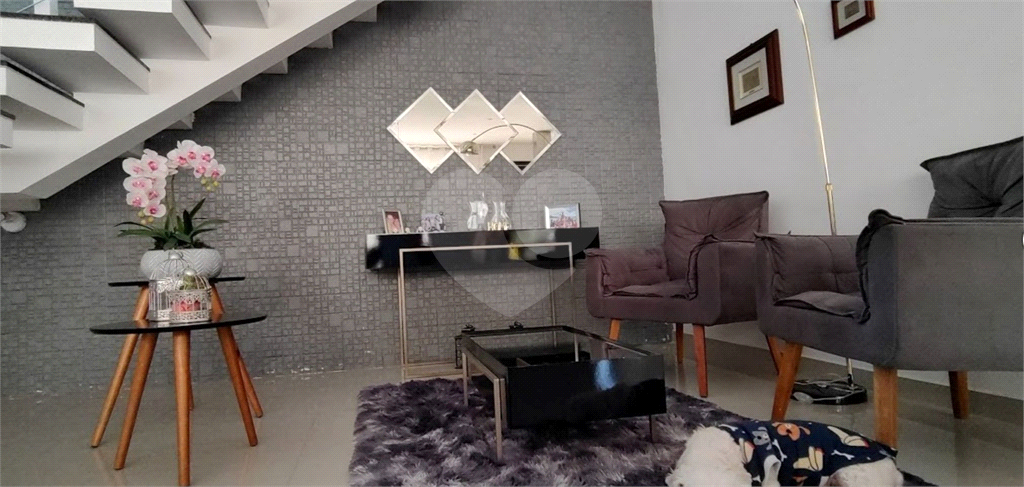 SOBRADO em SANTA ISABEL