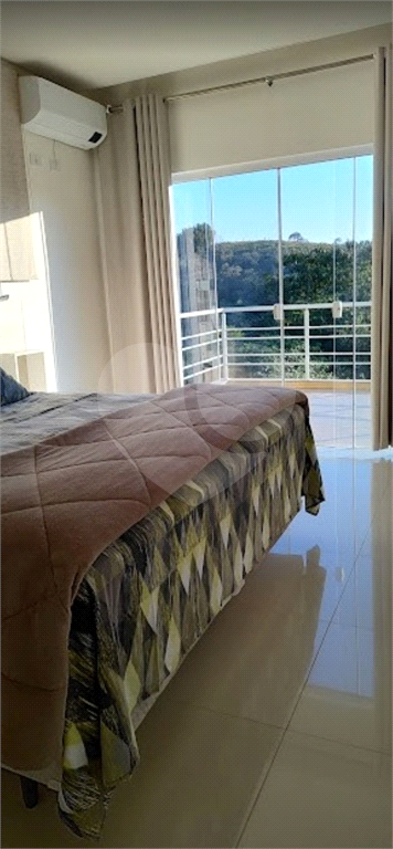 SOBRADO em SANTA ISABEL