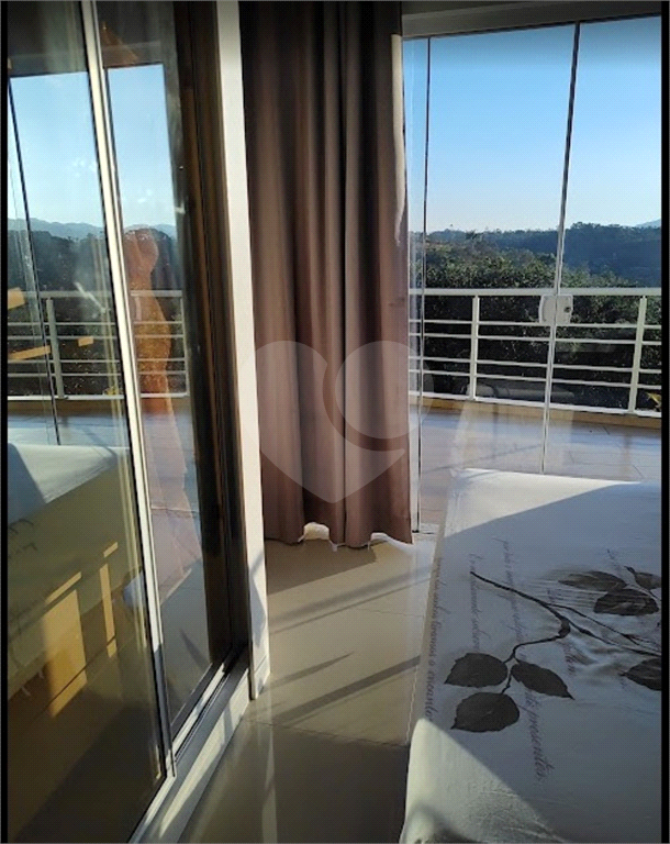 SOBRADO em SANTA ISABEL