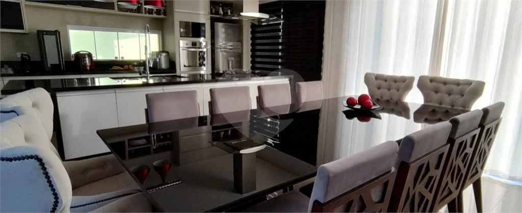 SOBRADO em SANTA ISABEL