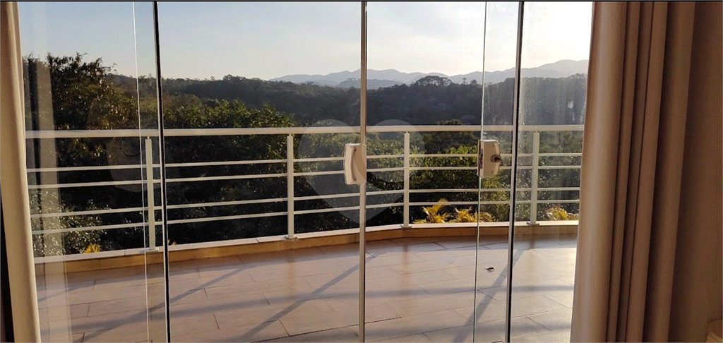 SOBRADO em SANTA ISABEL