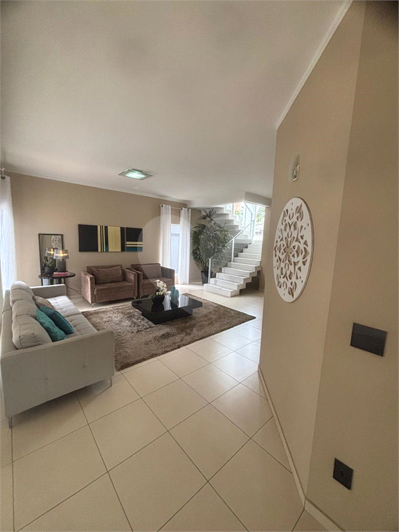 Chácara à venda | 450 m² | 3 dormitórios | 4 vagas | Louveira - São Paulo 