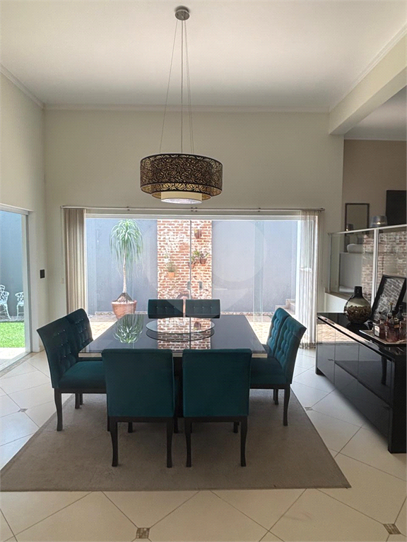 Chácara à venda | 450 m² | 3 dormitórios | 4 vagas | Louveira - São Paulo 