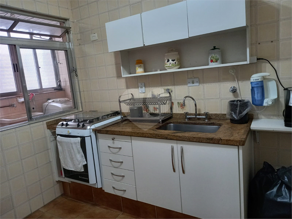 Venda / Locação – Apartamento em Pinheiros com 148m², 3 quartos, 1 suite, 1 vaga
