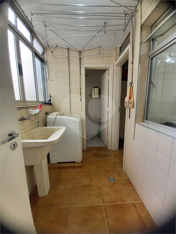 Venda / Locação – Apartamento em Pinheiros com 148m², 3 quartos, 1 suite, 1 vaga