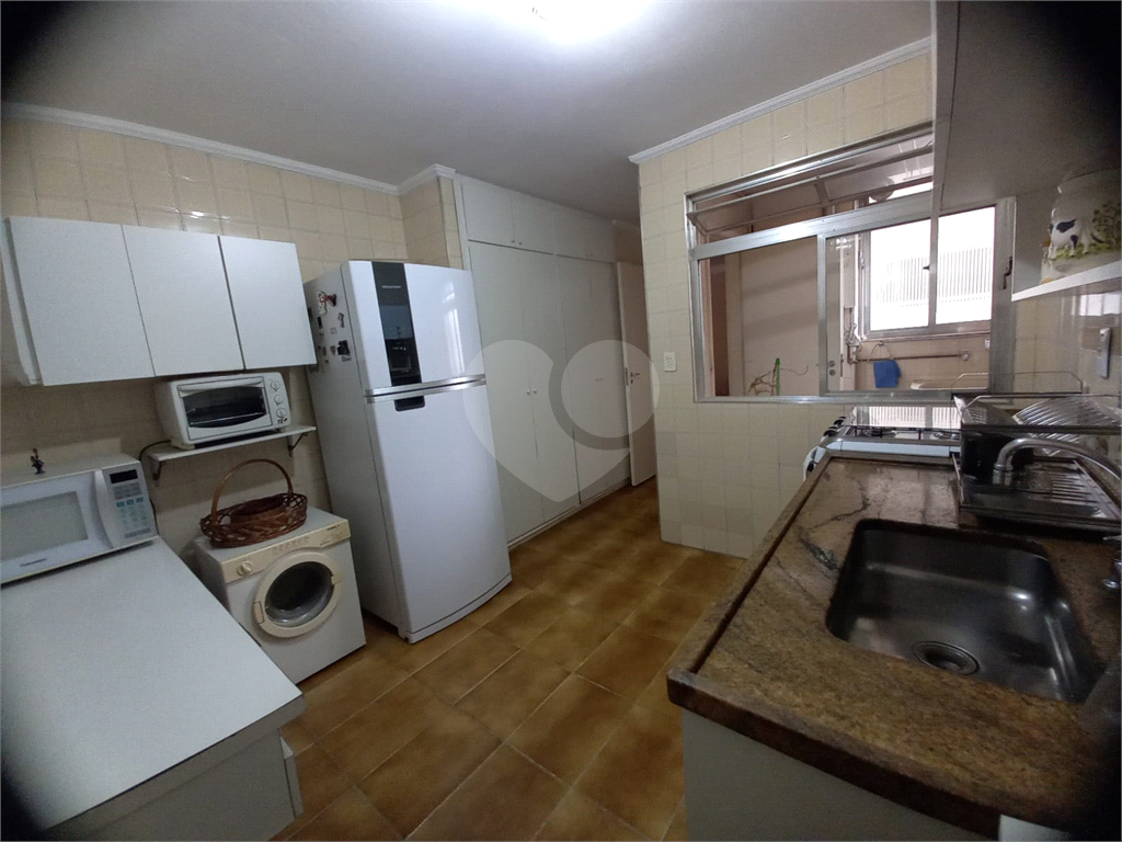 Venda / Locação – Apartamento em Pinheiros com 148m², 3 quartos, 1 suite, 1 vaga
