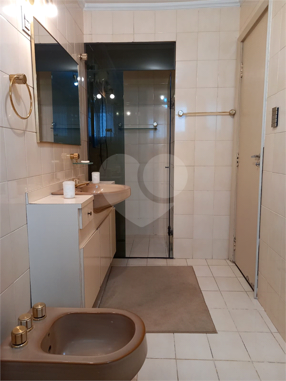 Venda / Locação – Apartamento em Pinheiros com 148m², 3 quartos, 1 suite, 1 vaga