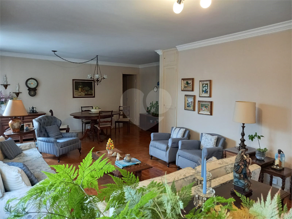 Venda / Locação – Apartamento em Pinheiros com 148m², 3 quartos, 1 suite, 1 vaga