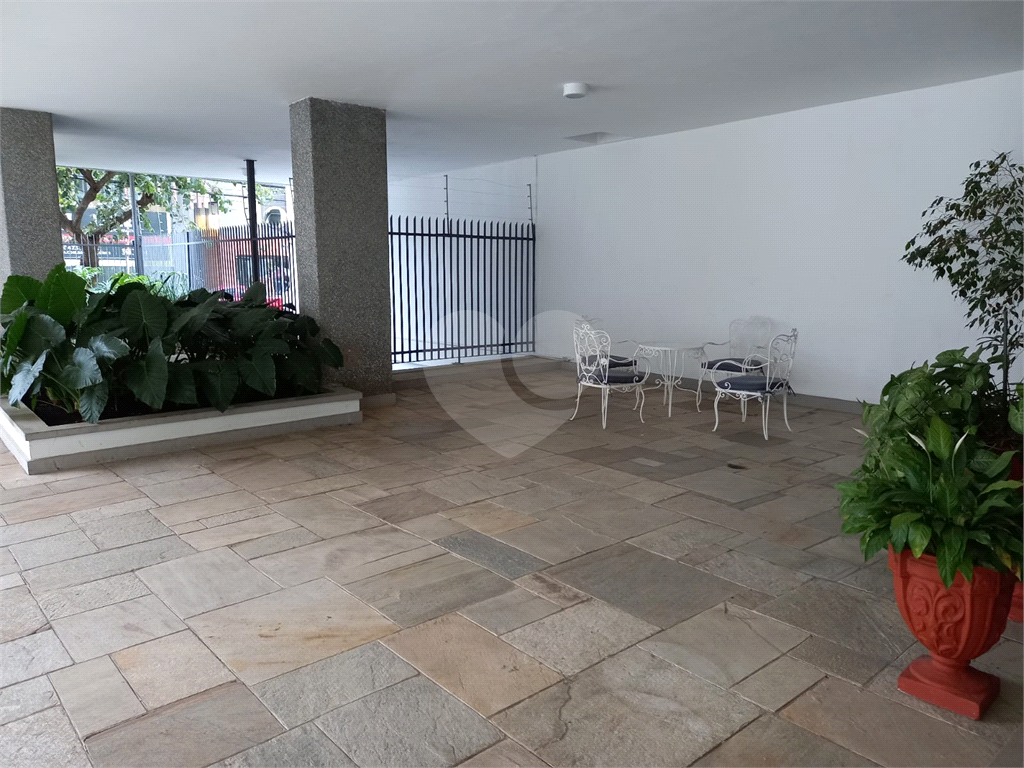 Venda / Locação – Apartamento em Pinheiros com 148m², 3 quartos, 1 suite, 1 vaga