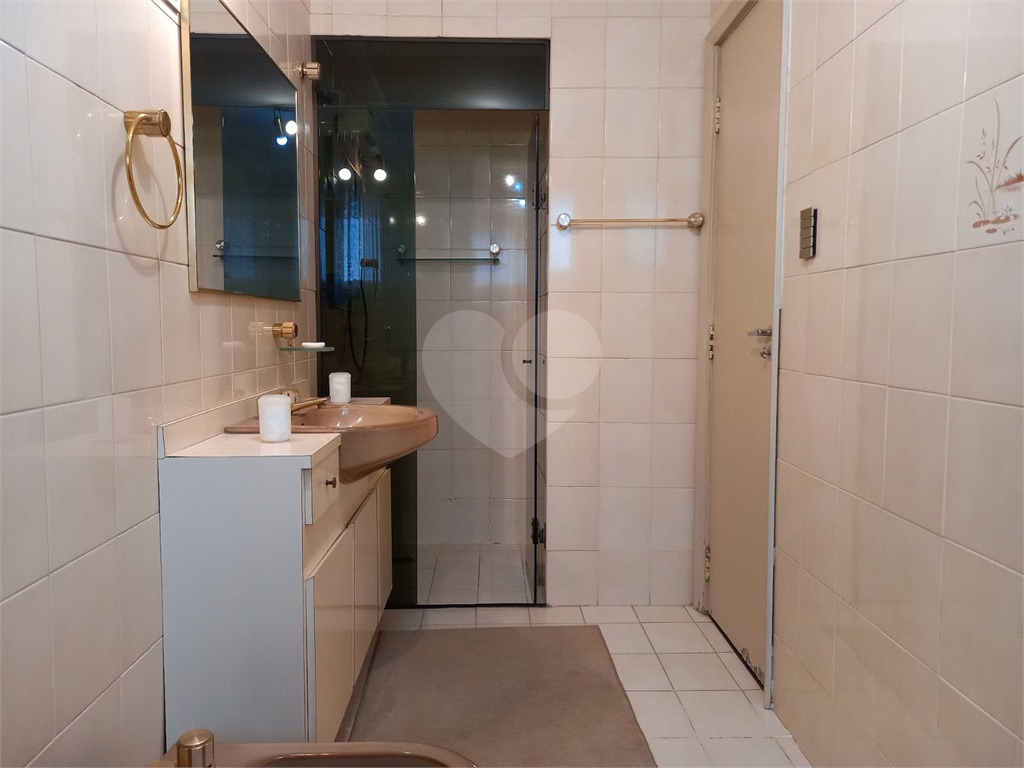 Venda / Locação – Apartamento em Pinheiros com 148m², 3 quartos, 1 suite, 1 vaga
