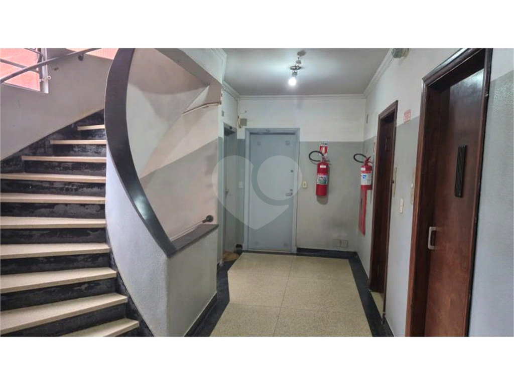 Kitnet  a venda na alameda Barão de Limeira