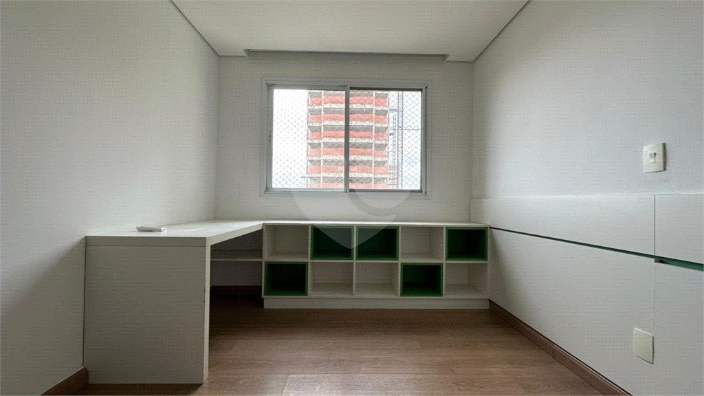 APARTAMENTO em VILA LEOPOLDINA