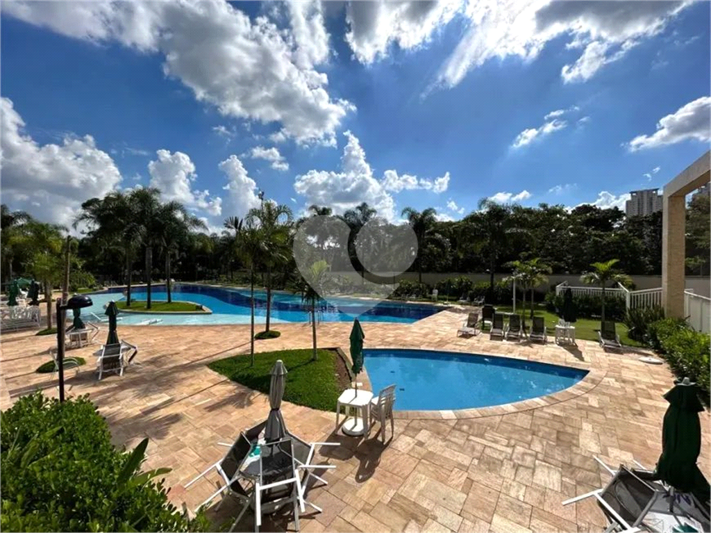 APARTAMENTO em VILA LEOPOLDINA