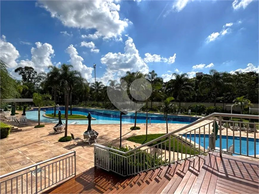 APARTAMENTO em VILA LEOPOLDINA