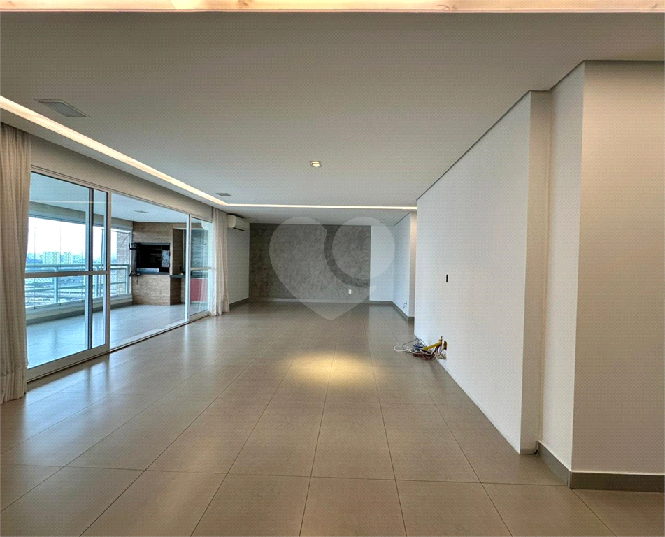 APARTAMENTO em VILA LEOPOLDINA