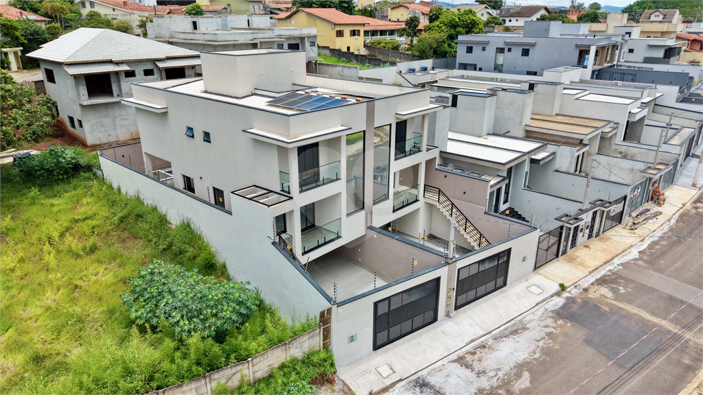 Sobrado, 3 quartos, 223 m² - Foto 4