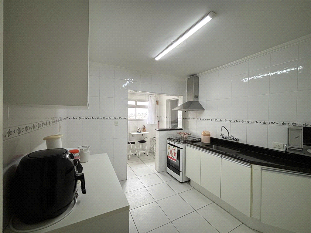 Oportunidade!!! Apartamento em localização privilegiada, andar alto, vista livre para Avenida Braz Leme e campo de marte