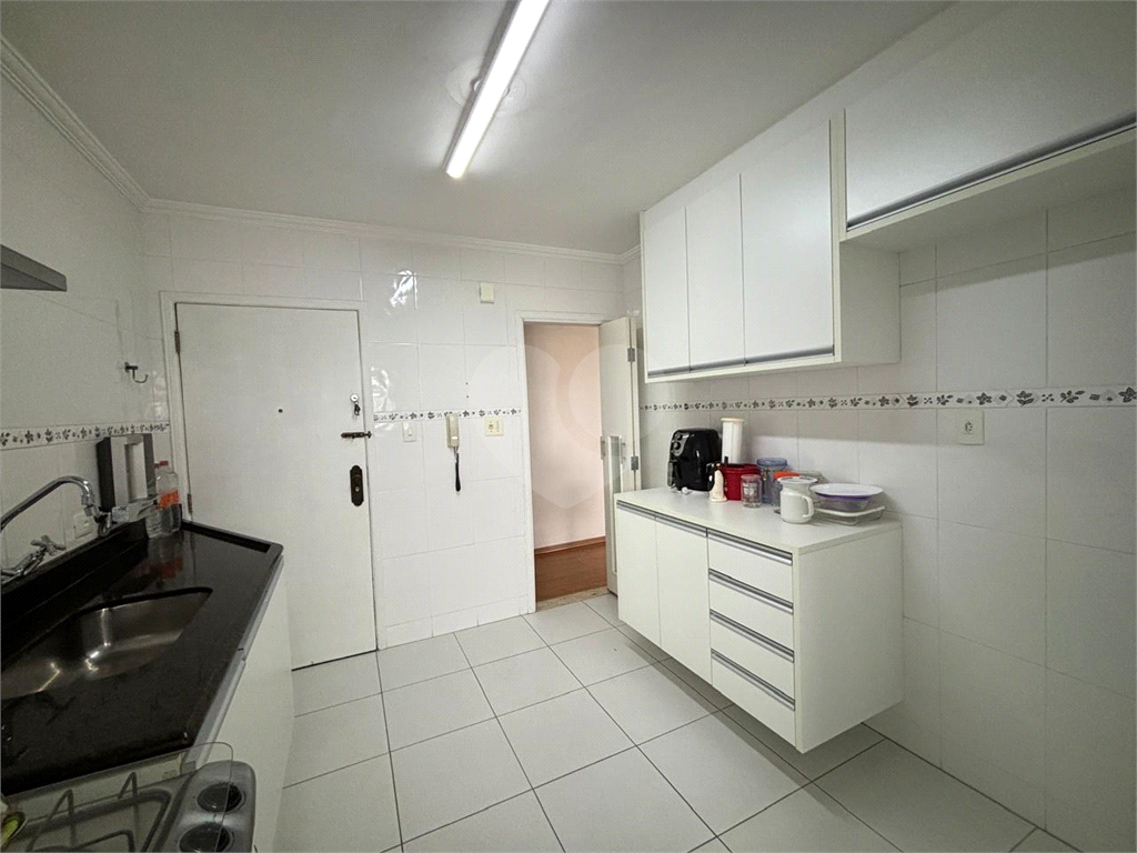 Oportunidade!!! Apartamento em localização privilegiada, andar alto, vista livre para Avenida Braz Leme e campo de marte