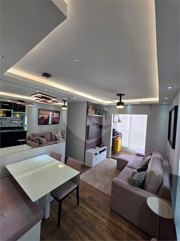 Apartamento com móveis planejados a 400 m do Metrô Tucuruvi – 2 dorms, vaga e lazer completo