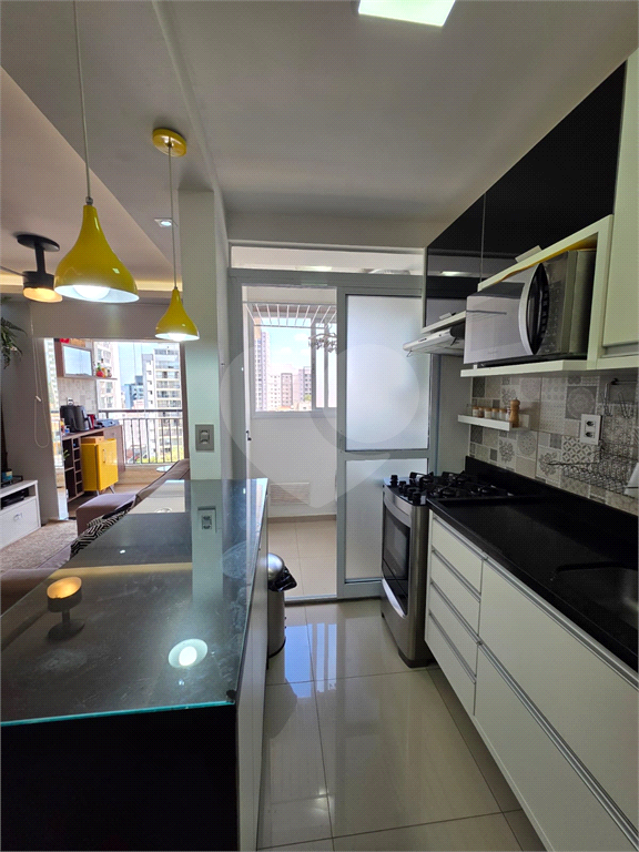 Apartamento com móveis planejados a 400 m do Metrô Tucuruvi – 2 dorms, vaga e lazer completo