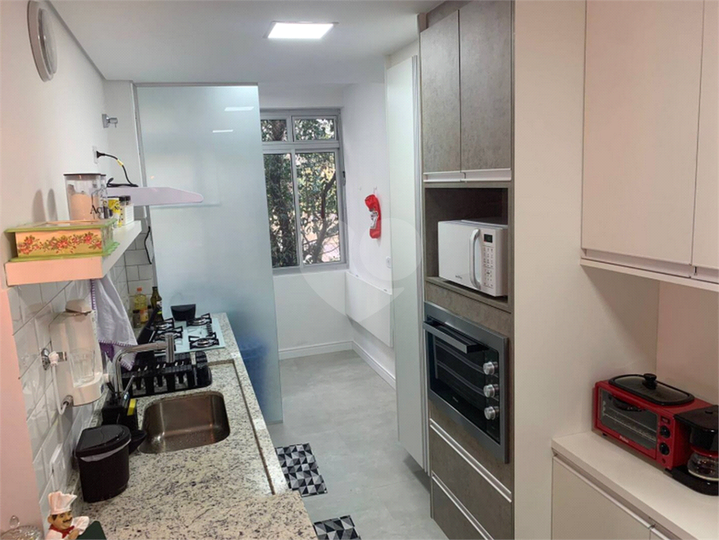 Apartamento a venda em Moema