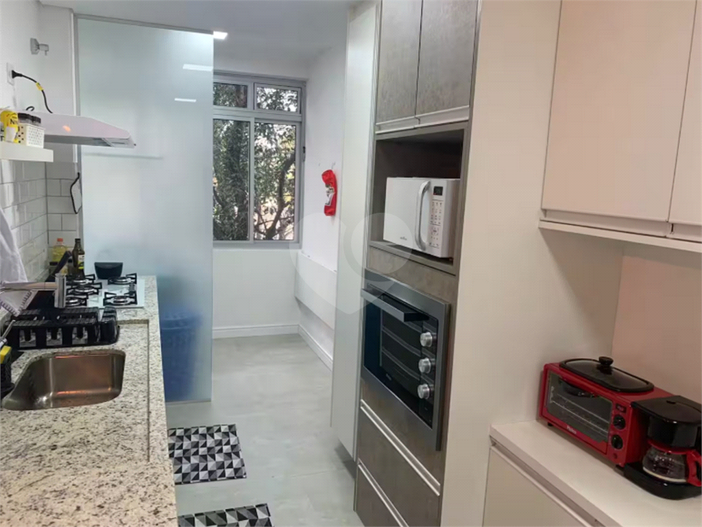 Apartamento a venda em Moema