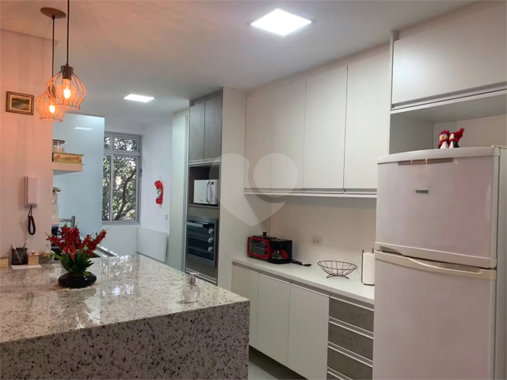 Apartamento a venda em Moema
