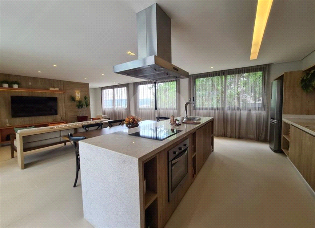 Apartamento à venda e aluguel com 2 quartos, 80m² - Foto 22