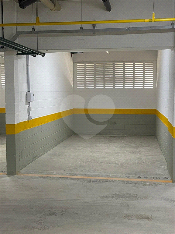 Apartamento à venda e aluguel com 2 quartos, 80m² - Foto 16