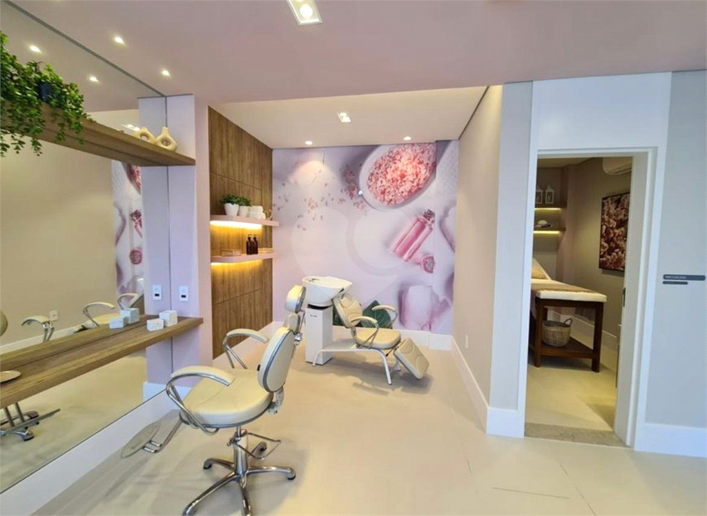 Apartamento à venda e aluguel com 2 quartos, 80m² - Foto 19