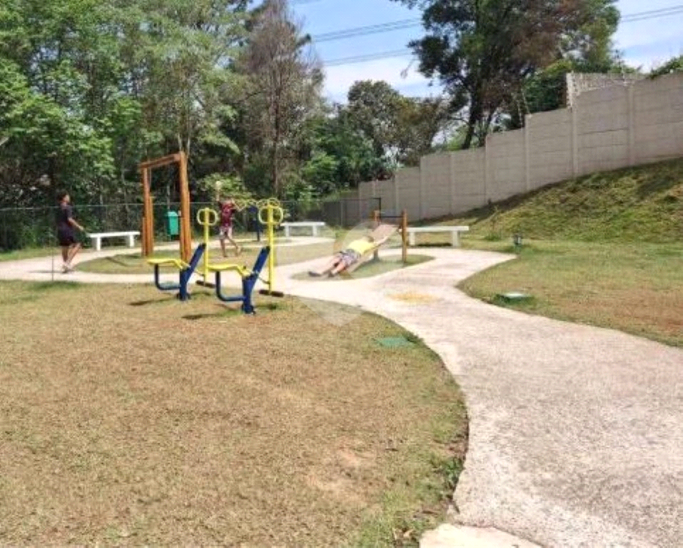 APARTAMENTO em TREMEMBÉ
