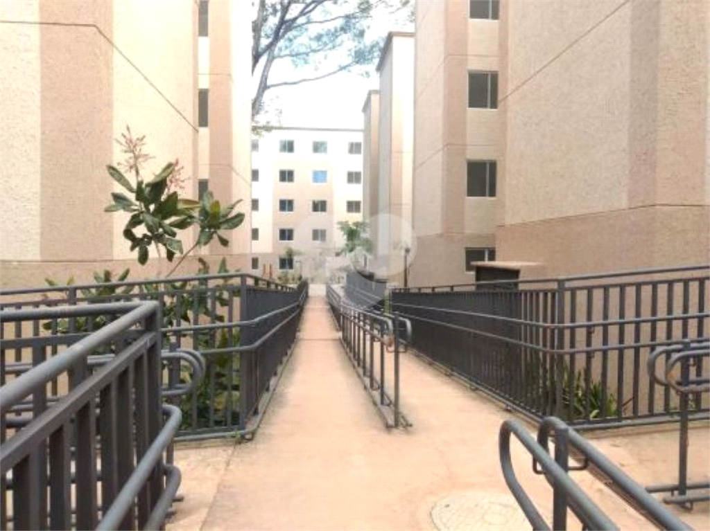 APARTAMENTO em TREMEMBÉ