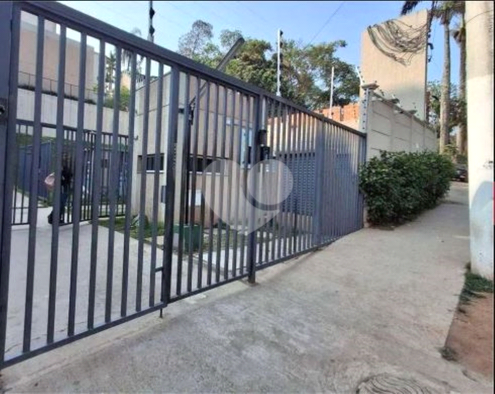 APARTAMENTO em TREMEMBÉ