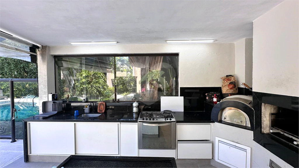 Casa Alto Padrão em Riviera de São Lourenço de 323 m² 3 suítes, piscina e 6 vagas de garagem